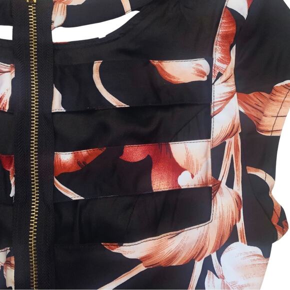 Bebe Peplum Top Blouse Small Dark Floral Cutout Black Pink Wine Short Sleeves - Picture 8 of 11